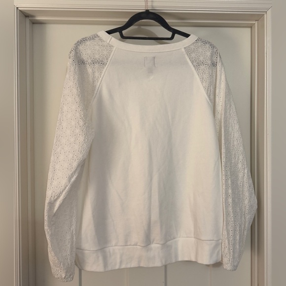 Gap size L “new off white” sweatshirt, eyelet sleeves. NWOT, sold out at Gap! - Picture 2 of 13